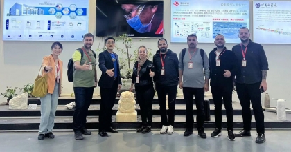 DENİZLİLİ MERMERCİLER ÇİN’E ÇIKARMA YAPTI