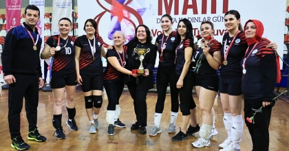 EVİNİN SULTANLARI ŞAMPİYONU: SİRİUS