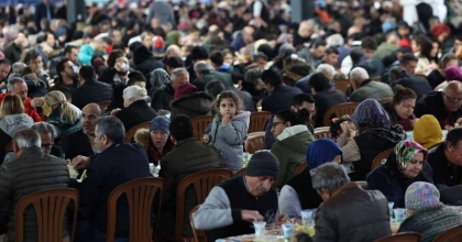 İFTAR SOFRASI ADALET MAHALLESİ’NE KURULDU