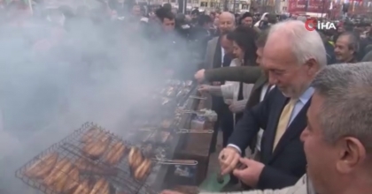BİNLERCE VATANDAŞA BALIK EKMEK İKRAMI