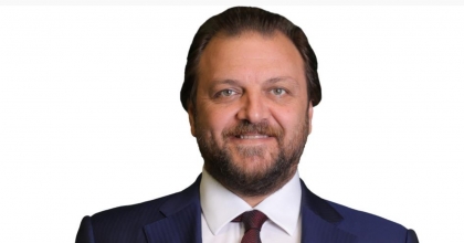 MİTİNGİNİ İPTAL EDİP 100 ÖĞRENCİYE BURS VERECEĞİNİ AÇIKLADI