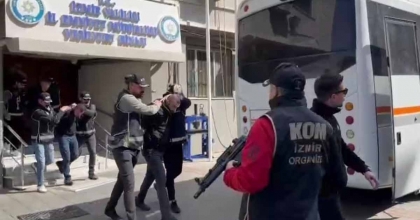 İZMİR’DEKİ SUÇ ÖRGÜTLERİNE OPERASYONDA 15 TUTUKLAMA  