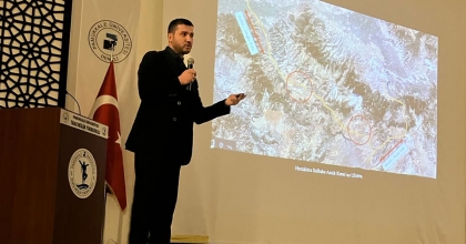 KONFERANS VE KİTAP TANITIMI BİR ARADA