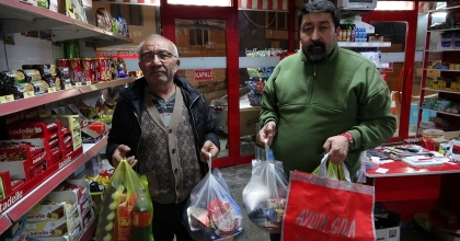 KÜTAHYALI ESNAF 5 YILDIR DAR GELİRLİ AİLELERİ SEVİNDİRİYOR