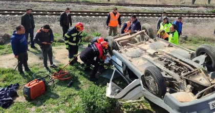 ŞARAMPOLE DEVRİLDİ, TERS DÖNDÜ