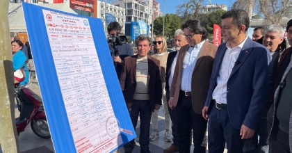 CHP ADAYI ÇAVUŞOĞLU FAHİŞ SU FATURALARI SERGİSİ AÇTI