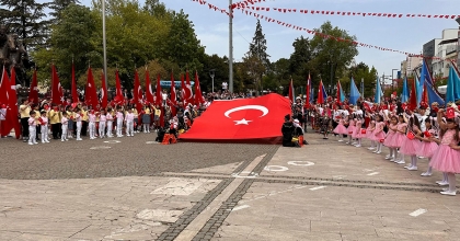 23 NİSAN ULUSAL EGEMENLİK VE ÇOCUK BAYRAMI UŞAK’TA COŞKU İLE KUTLANDI  