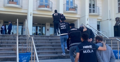 UYUŞTURUCU OPERASYONUNDA 4 TUTUKLAMA   