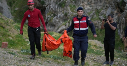 MANİSA SPİL DAĞI'NDA ERKEK CESEDİ BULUNDU   