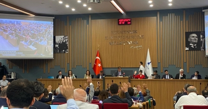 İZMİR’DE SUYA YÜZDE 25 İNDİRİM   