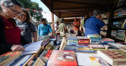 İZKİTAP FEST'E HAFTA SONU YOĞUN İLGİ