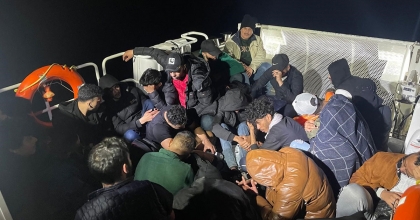 AYDIN’DA 23 DÜZENSİZ GÖÇMEN YAKALANDI