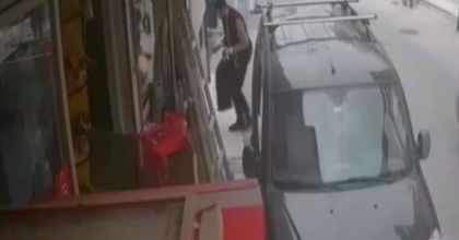 BAGAJ CİNAYETİNİN ZANLISI, KADIN KİMLİĞİYLE YAKALANDI