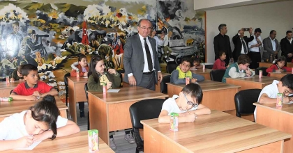 BAŞKANLIK KOLTUĞU MİNİK BURCU’YA BIRAKILDI