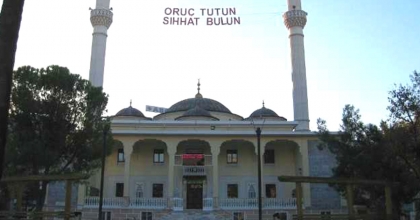 BAYRAM TÖRENİ DELİKLİÇINAR CAMİ’NDE