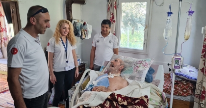 BODRUM BELEDİYESİ, HASTALARA MORAL OLUYOR  