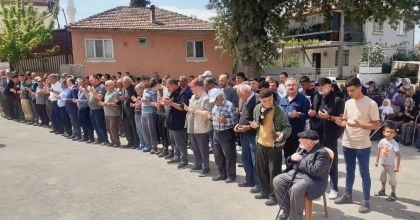 BULDANLI ÜRETİCİ YAĞMUR DUASINA ÇIKTI