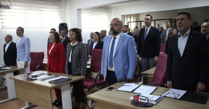 EFELER BELEDİYESİ'NİN YENİ DÖNEM İLK MECLİS TOPLANTISI YAPILDI  