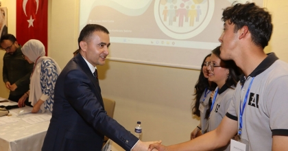 EMİRDAĞ’DA ‘HER DÜŞÜNCEYE BİR ŞANS VER’ PROJESİ