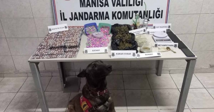 MANİSA’DA JANDARMADAN UYUŞTURUCU TACİRLERİNE DARBE: 2 TUTUKLAMA 