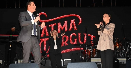 MANİSA FATMA TURGUT İLE COŞTU