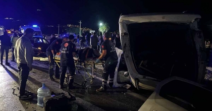 MİLAS’TA FECİ KAZA: 7 YARALI  