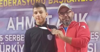 PAMUKKALELİ GENÇ TÜRKİYE 3.'SÜ OLDU