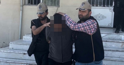 POLİSE SOSYAL MEDYADAN MEYDAN OKUDU, SOLUĞU KARAKOLDA ALDI