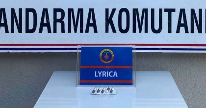 SALİHLİ’DE ŞÜPHELİDEN UYUŞTURUCU HAP ÇIKTI  