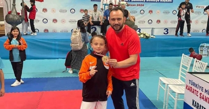 SANDIKLI'NIN ALTIN ÇOCUĞU TÜRKİYE ŞAMPİYONU OLDU  