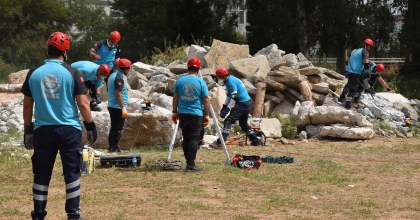 UMKE PERSONELİNE HAFİF ARAMA KURTARMA EĞİTİMİ VERİLDİ  