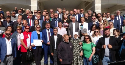 UŞAK BELEDİYESİNDE DEVİR TESLİM YAPILDI  