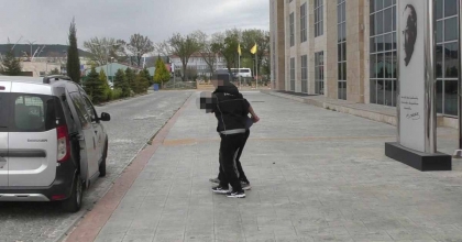 UŞAK’TA 1 UYUŞTURUCU SATICISI TUTUKLANDI  