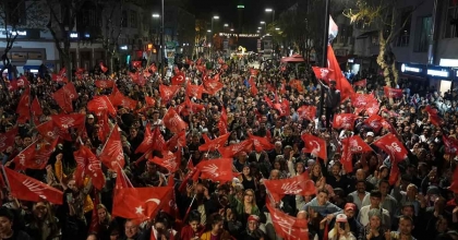 UŞAK’TA CHP 6, AK PARTİ 3 VE BAĞIMSIZ 2 BELEDİYE KAZANDI  