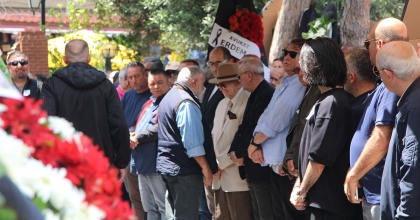 RAHMİ KOÇ, DUAYEN TURİZMCİYİ SON YOLCULUĞUNDA YALNIZ BIRAKMADI  