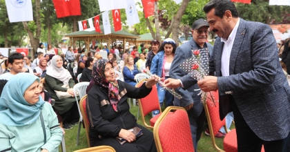 PAMUKKALE BELEDİYESİ ANNELERİ UNUTMADI