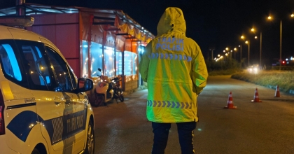 ALKOLLÜ ARAÇ KULLANAN 48 SÜRÜCÜNÜN EHLİYETİNE EL KONULDU