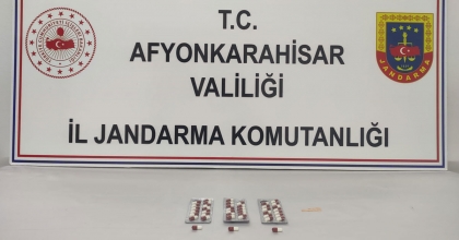 ARANAN ŞAHIS UYUŞTURUCU İLE YAKALANDI  