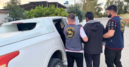 KASTEN ÖLDÜRME SUÇUNDAN ARANIYORDU, SÖKE’DE YAKALANDI   