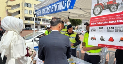 TAVŞANLI'DA TRAFİK KURALLARI HAKKINDA BİLGİLENDİRMEDE BULUNULDU  