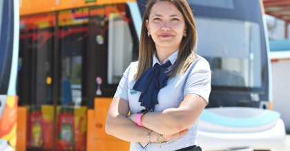 İZMİR'İN KADIN VATMANLARI ÇOCUKLARININ KAHRAMANI   