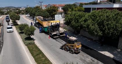 İZMİR BÜYÜKŞEHİR BELEDİYESİ ASFALT ATAĞI BAŞLATTI  