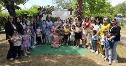 ANASINIFI ÖĞRENCİLERİNDEN ANNELERİNE ANLAMLI SÜRPRİZ  