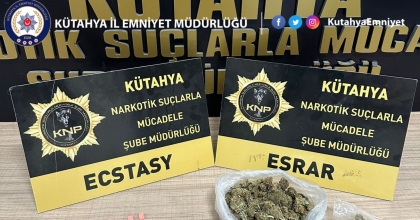  KÜTAHYA’DA OTOBÜS YOLCUSUNUN ÜZERİNDE UYUŞTURUCU ELE GEÇİRİLDİ