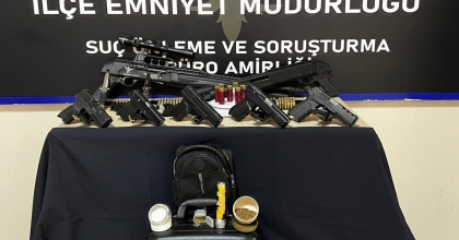 İZMİR'DE ZEHİR TACİRLERİNE ŞAFAK OPERASYONU  