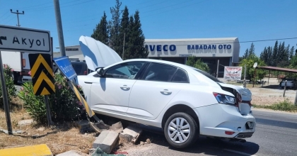 MİLAS’TA TIR İLE OTOMOBİL ÇARPIŞTI: 1 YARALI  