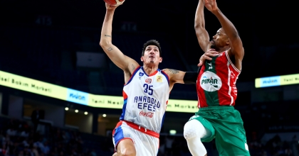 P. KARŞIYAKA’DAN YARI FİNALE KÖTÜ BAŞLANGIÇ  