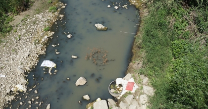 BÜYÜK MENDERES’E ÇÖP TEHDİDİ  