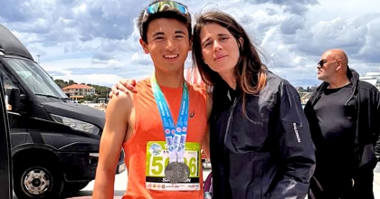 ÇEŞMELİ SPORCUDAN ÇEŞME YARI MARATONU'NDA BÜYÜK BAŞARI  