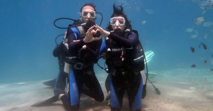 DENİZ ALTINDA EVLİLİK TEKLİFİ